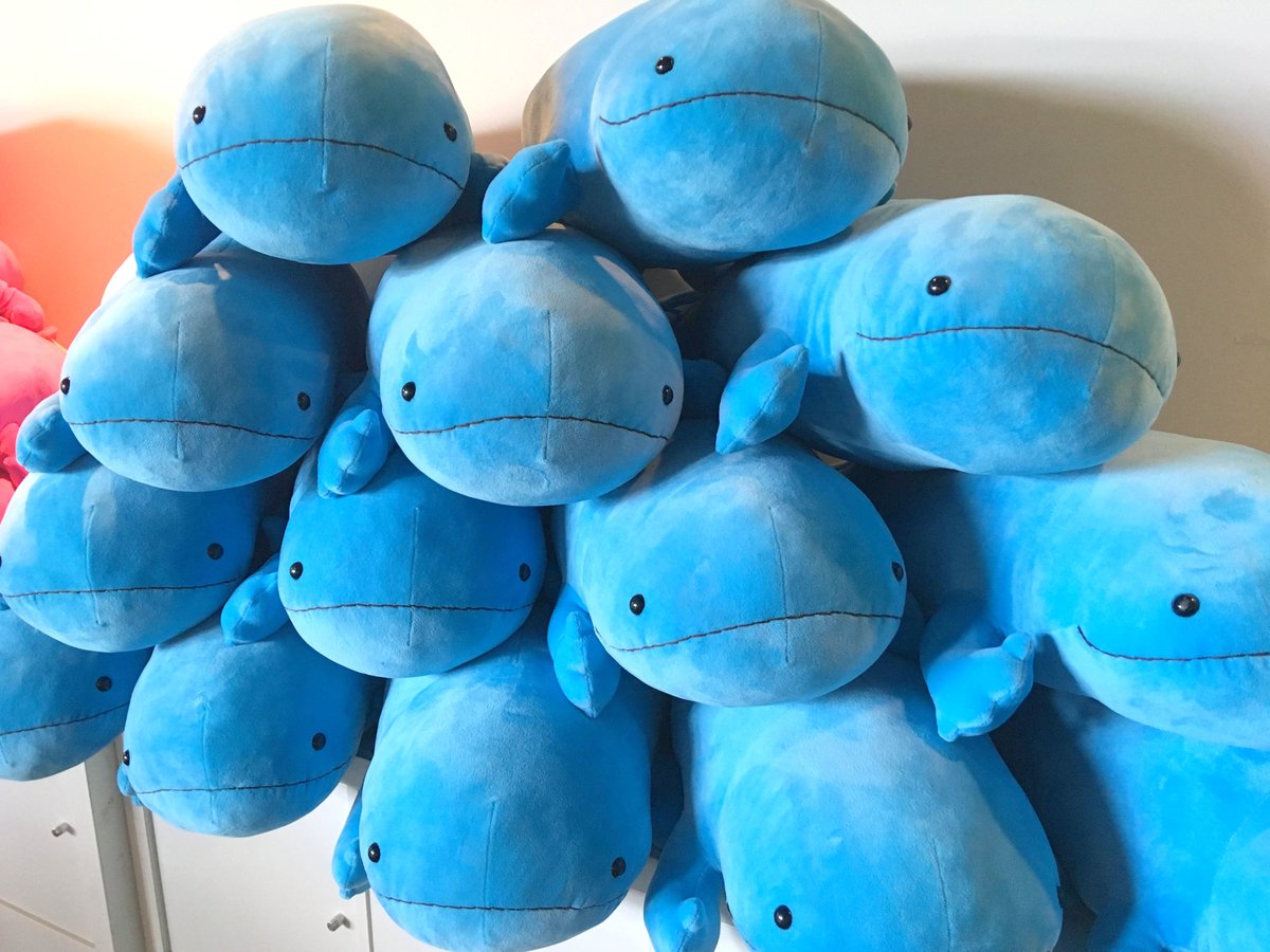 ビビッドな色合いが夏らしい？「カラフルオオサンショウウオぬいぐるみ