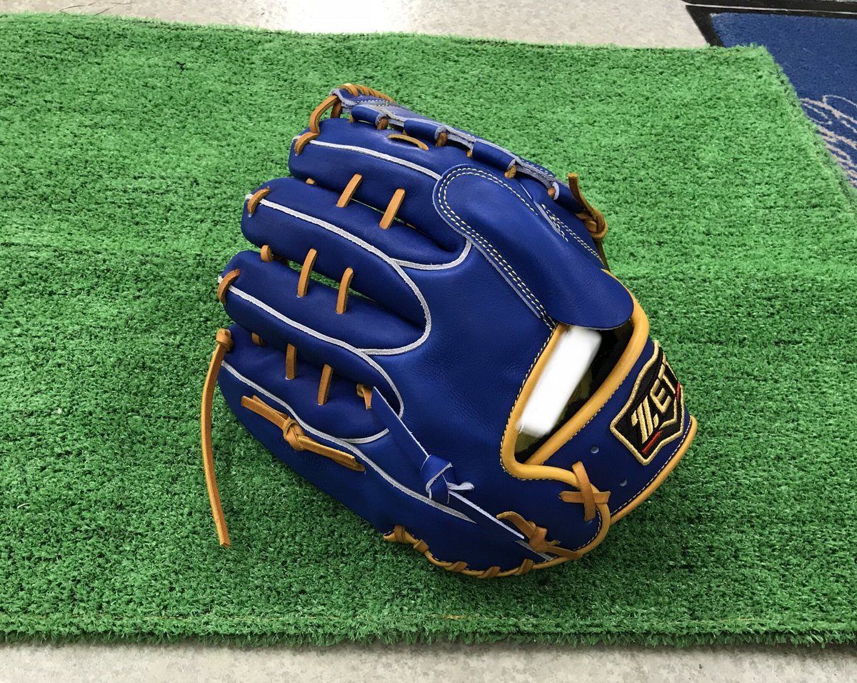オーダーグラブ紹介！！ ゼット軟式投手用オーダーグラブ ロイヤル