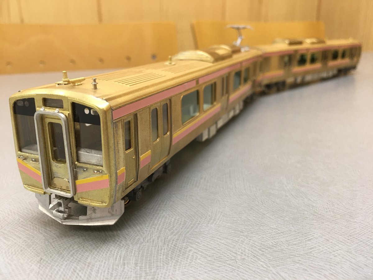 新製品情報】E129系 A編成 タイプキット 製品サンプルに車体帯の