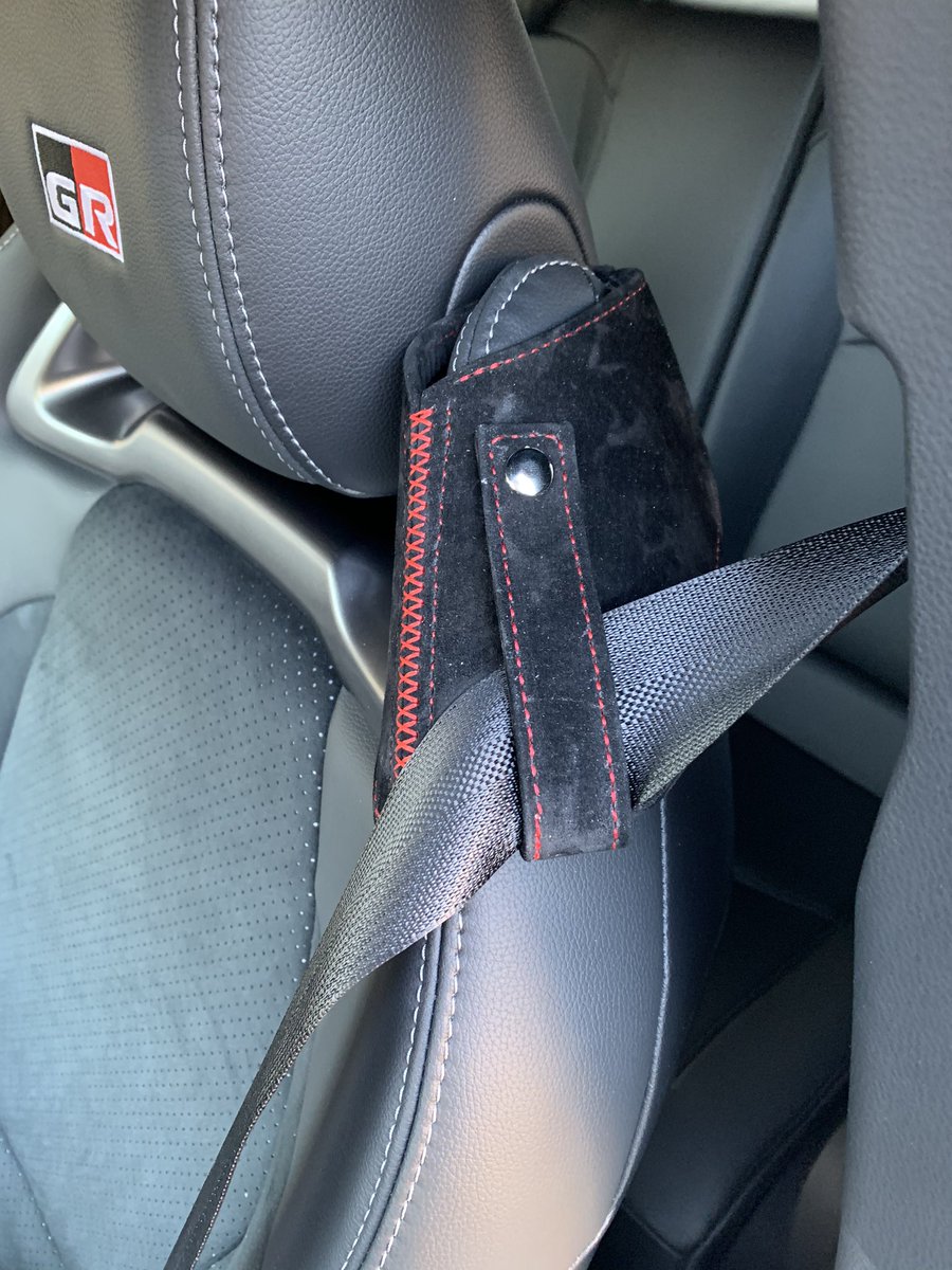 GRヤリスRZHP純正シート用シートベルトガイドの受注再開をします