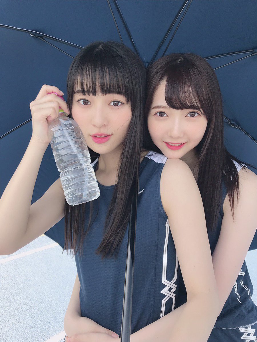 MV撮影のときの オフショットです＾＾ 暑い日が続いています 水分補給