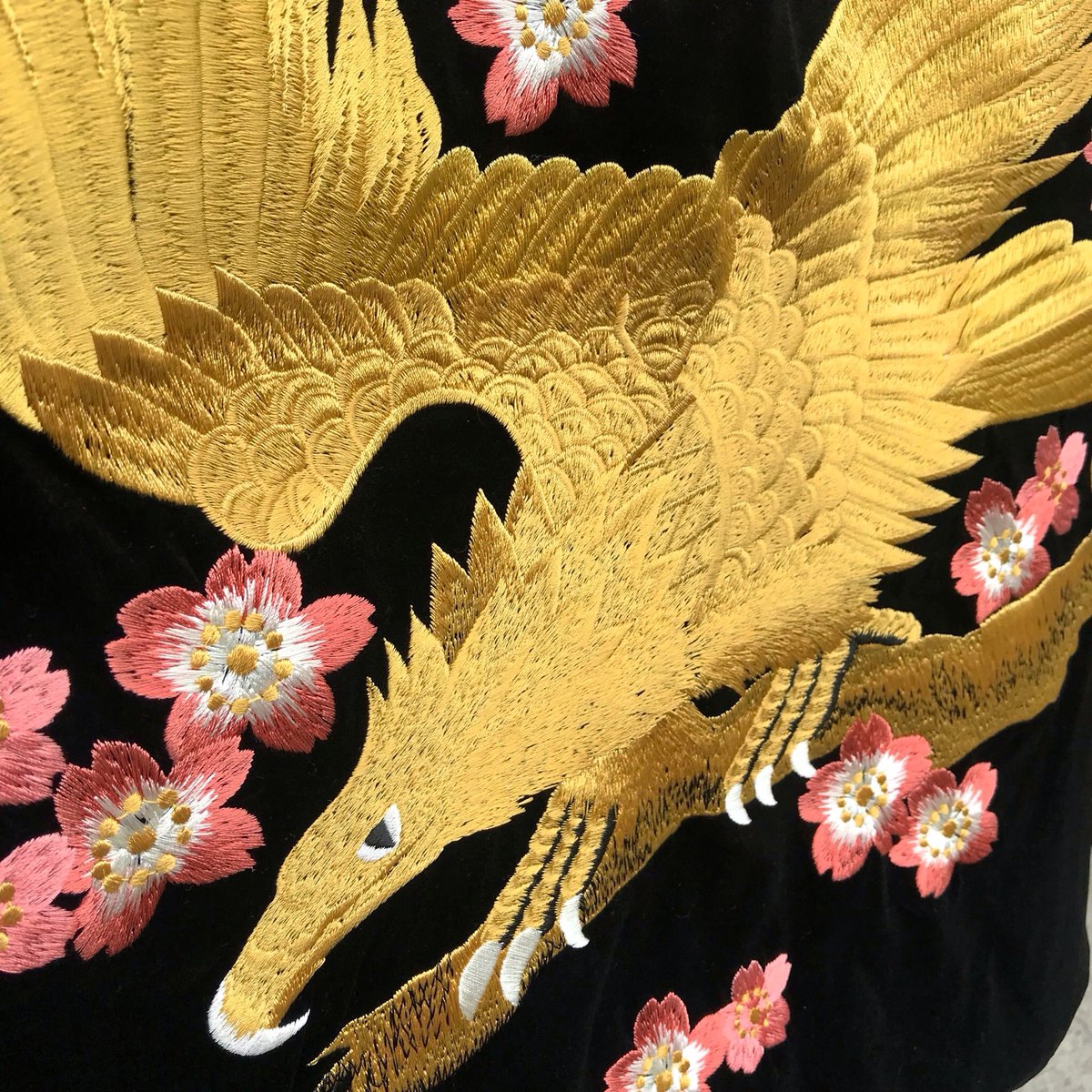 Embroidered Jacket“GOLD HAWK”】 久々リリースの別珍スカジャン