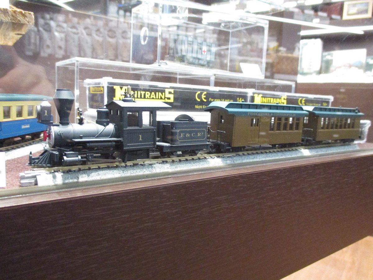 イッツ ア スモール ワールド♪】ドイツ ミニトレインズ社のナ