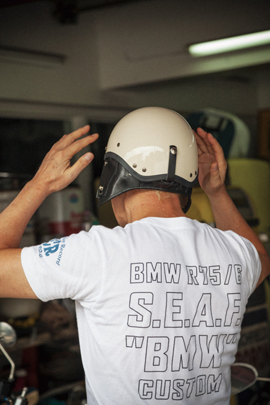 ヘルメットの形状には拘りのある所さんが注目した逸品。ハーレーにも