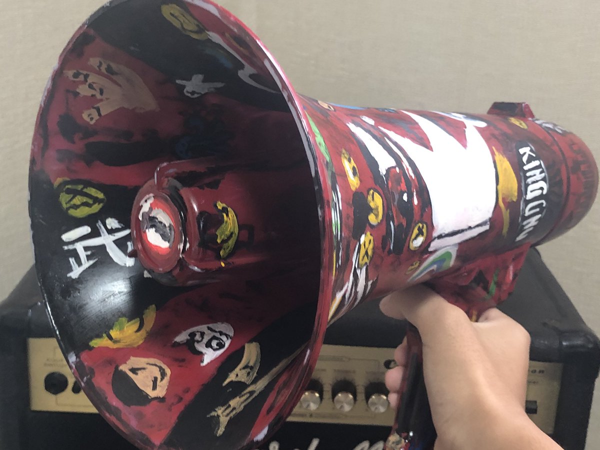 拡声器ペイントしました!!!常田さんが使用していた初代拡声器を参考