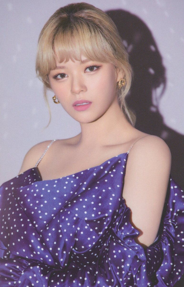 SCAN] TWICE JAPAN SEASON'S GREETINGS 2021 