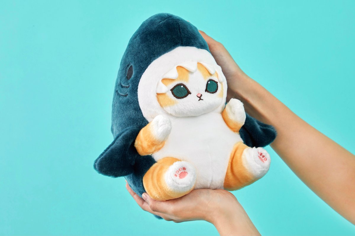 新グッズのお知らせ】 「ぽてぽてサメにゃんぬいぐるみS」 「ぽてぽて