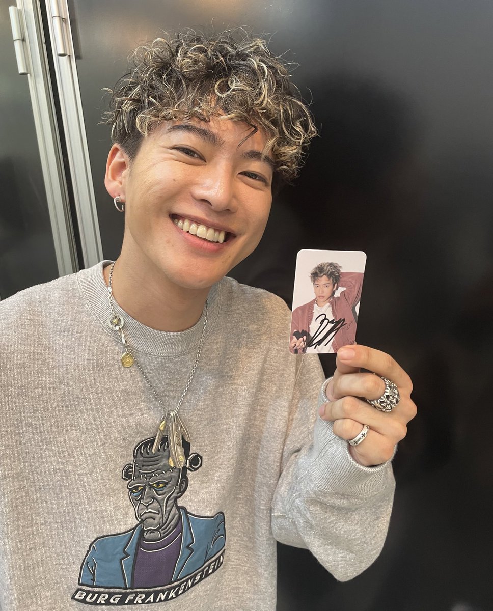 おはよう☀️ 三山凌輝の軌跡展で、有難いことに昨日完売したトレカ