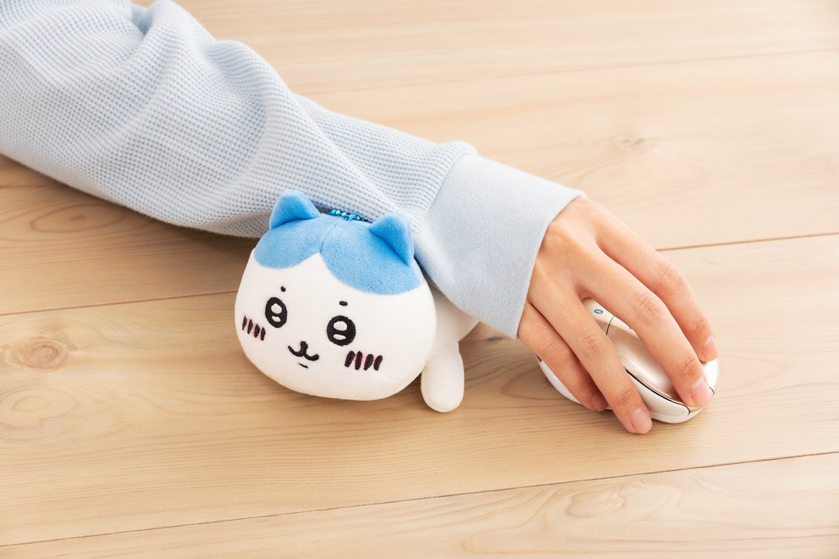 4月23日発売 新商品／ 『てくびまくらぬいぐるみ』 （#ちいかわ