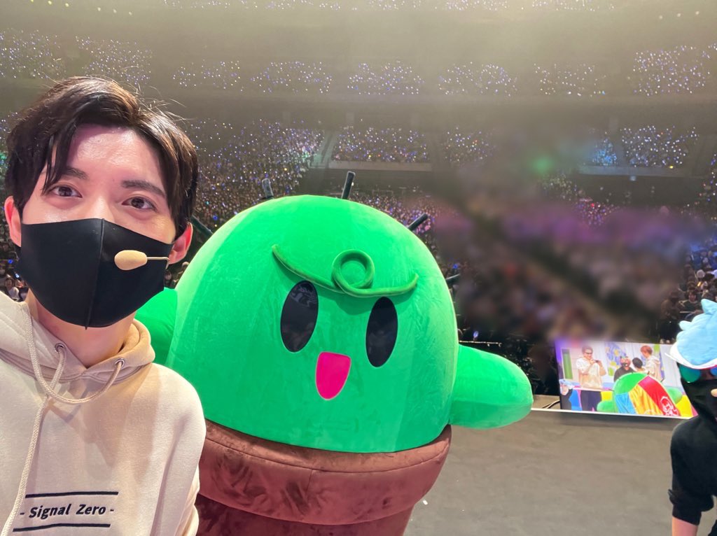 しぐなるぜろありがとうございましたー人すごかった！ペンラ色変えて