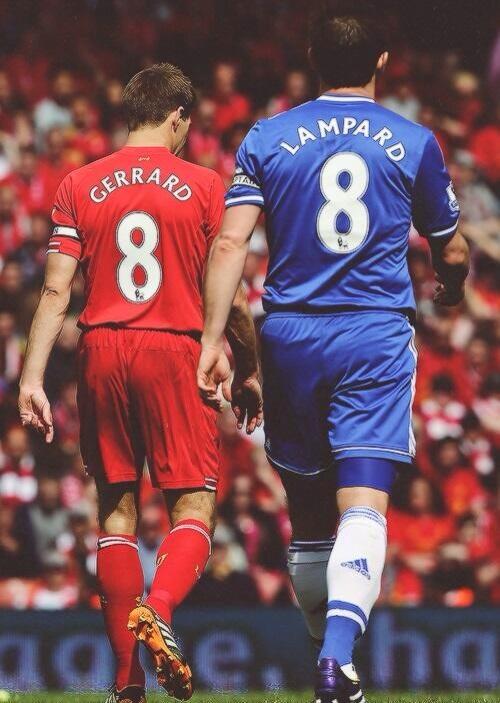 同じセンターハーフでイングランド代表そして背番号も同じで8 チームは