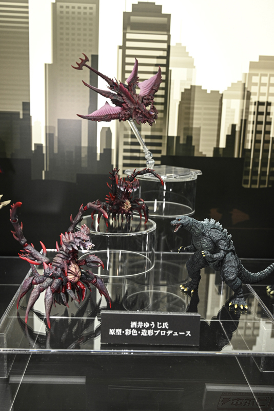 S.H.MonsterArts ゴジラジュニア＆デストロイア エボリューション