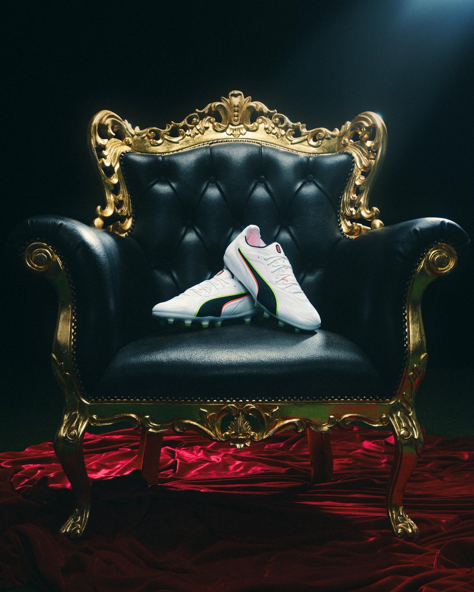 👑KING 20👑 12月4日より発売予定✓ #伊東純也