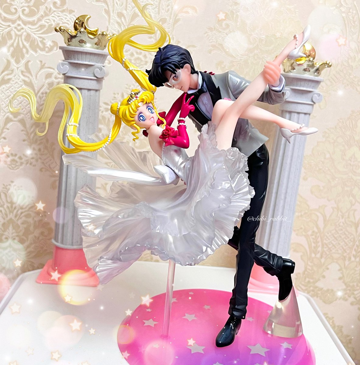 セーラームーンの新しいフィギュア、うさぎ＆タキシード仮面様の舞踏会