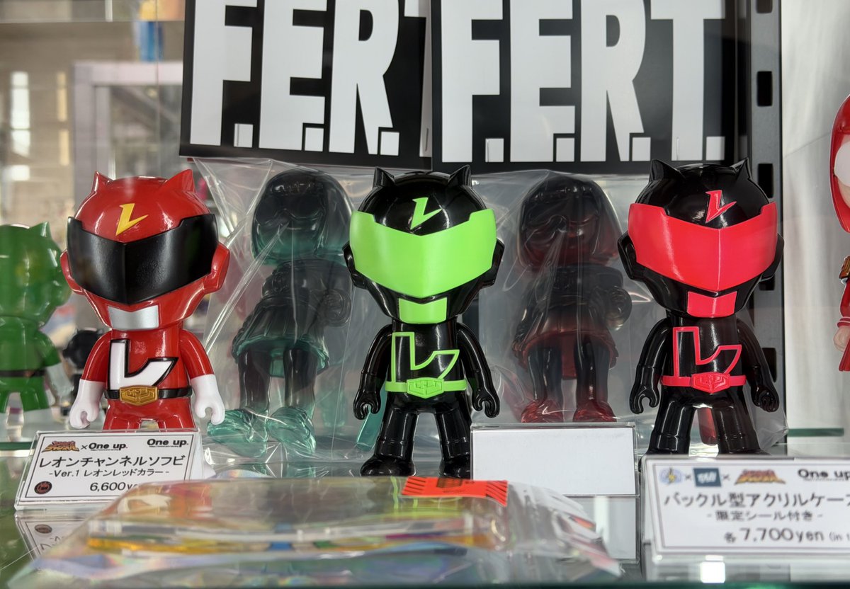 ネオンピンクは実質ネオンレッド的にカラーですね！見比べるとこんな