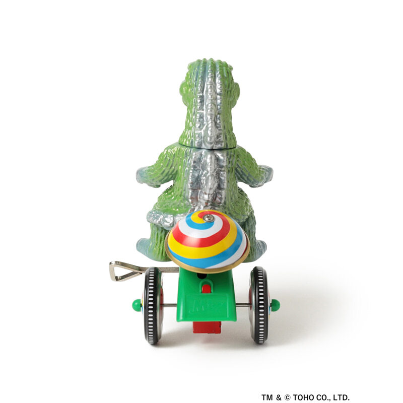 M1号（エムイチゴウ）〉の『74ゴジラ三輪車』ソフビ（※〈TOKYO