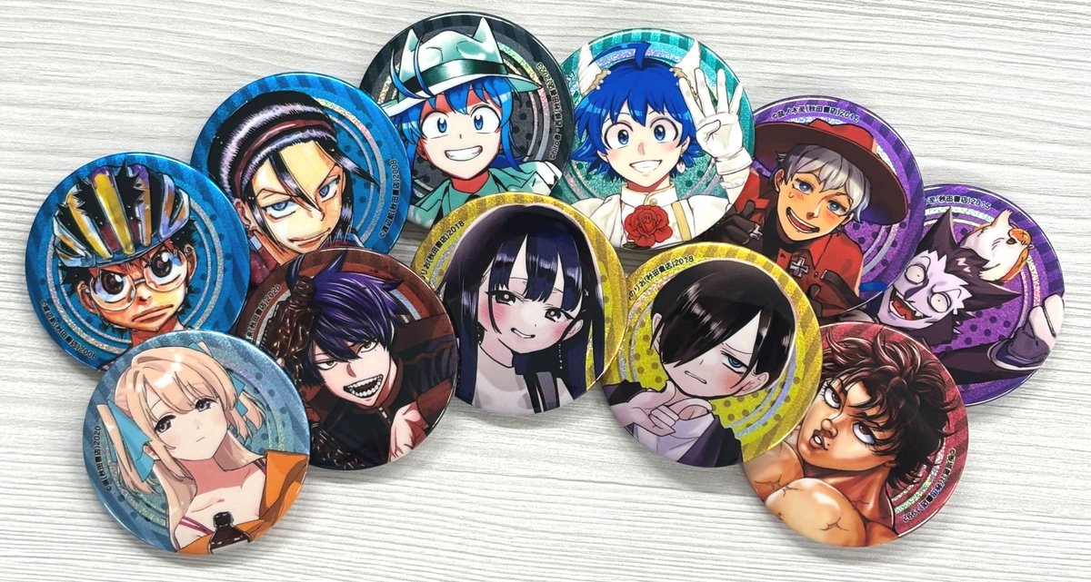 会場でのご購入3,000円毎に #少年チャンピオン 特製非売品ホログラム缶