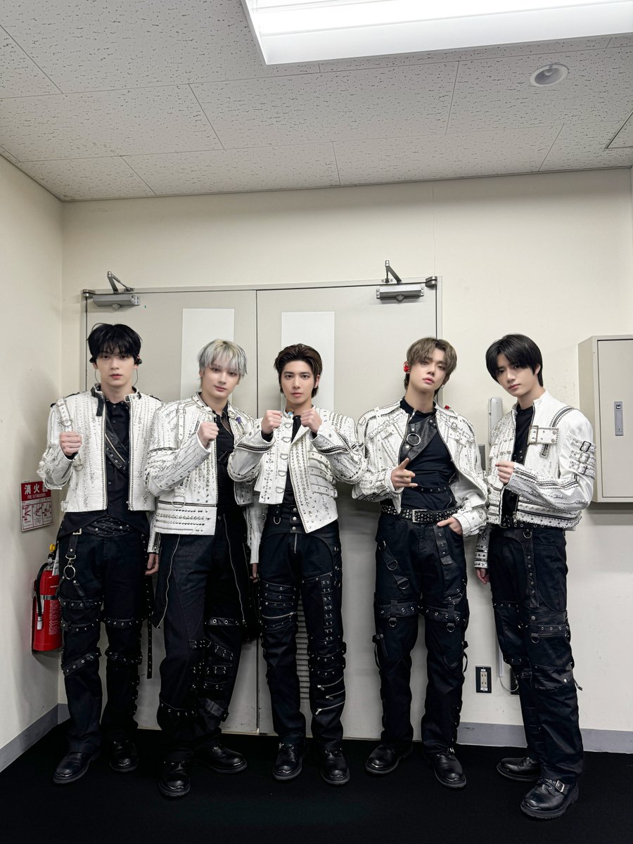 今日のTXT] 251228 TOMORROW X TOGETHER WORLD TOUR <ACT : TOMORROW