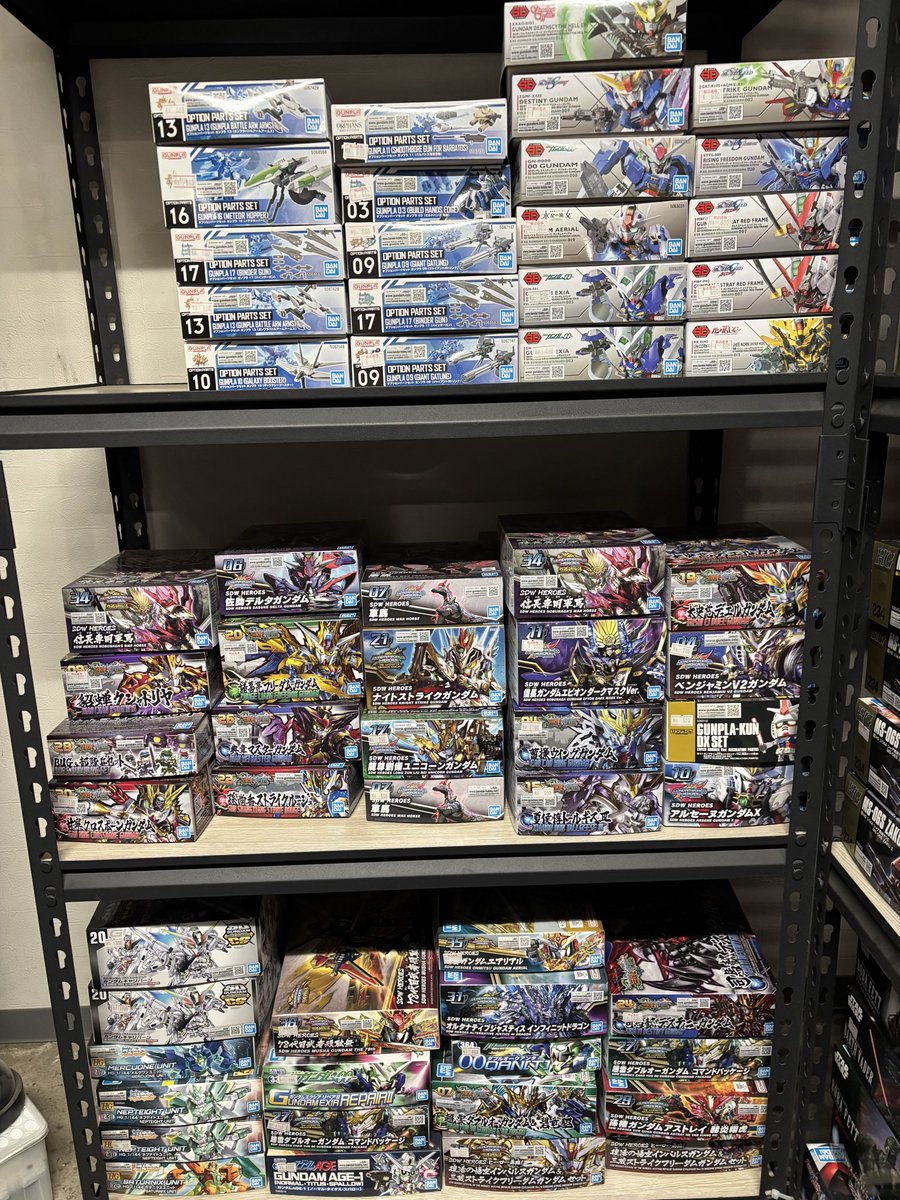 おはようございます☀ 今年も残すところ後2日ですね😂 今日も10時より