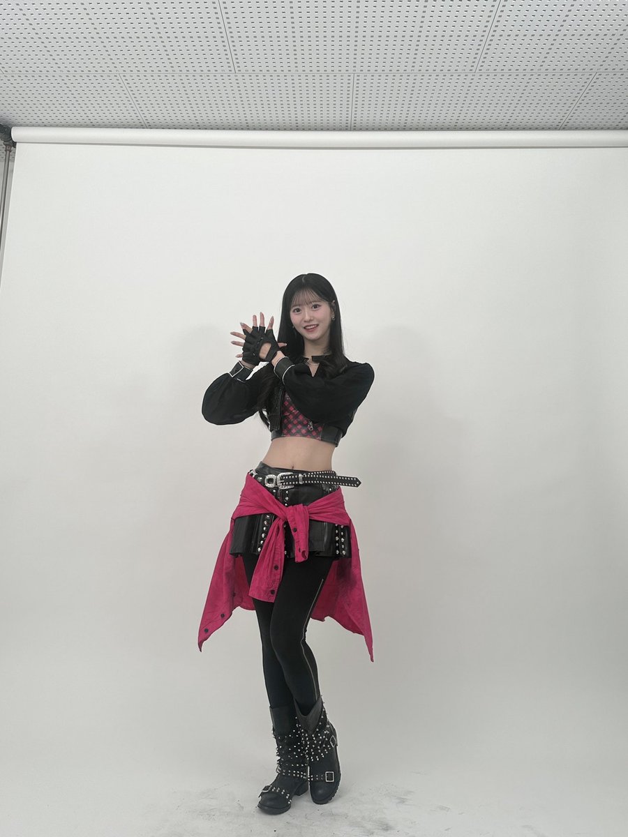 大島優子さんのギンガムチェック衣装🩷