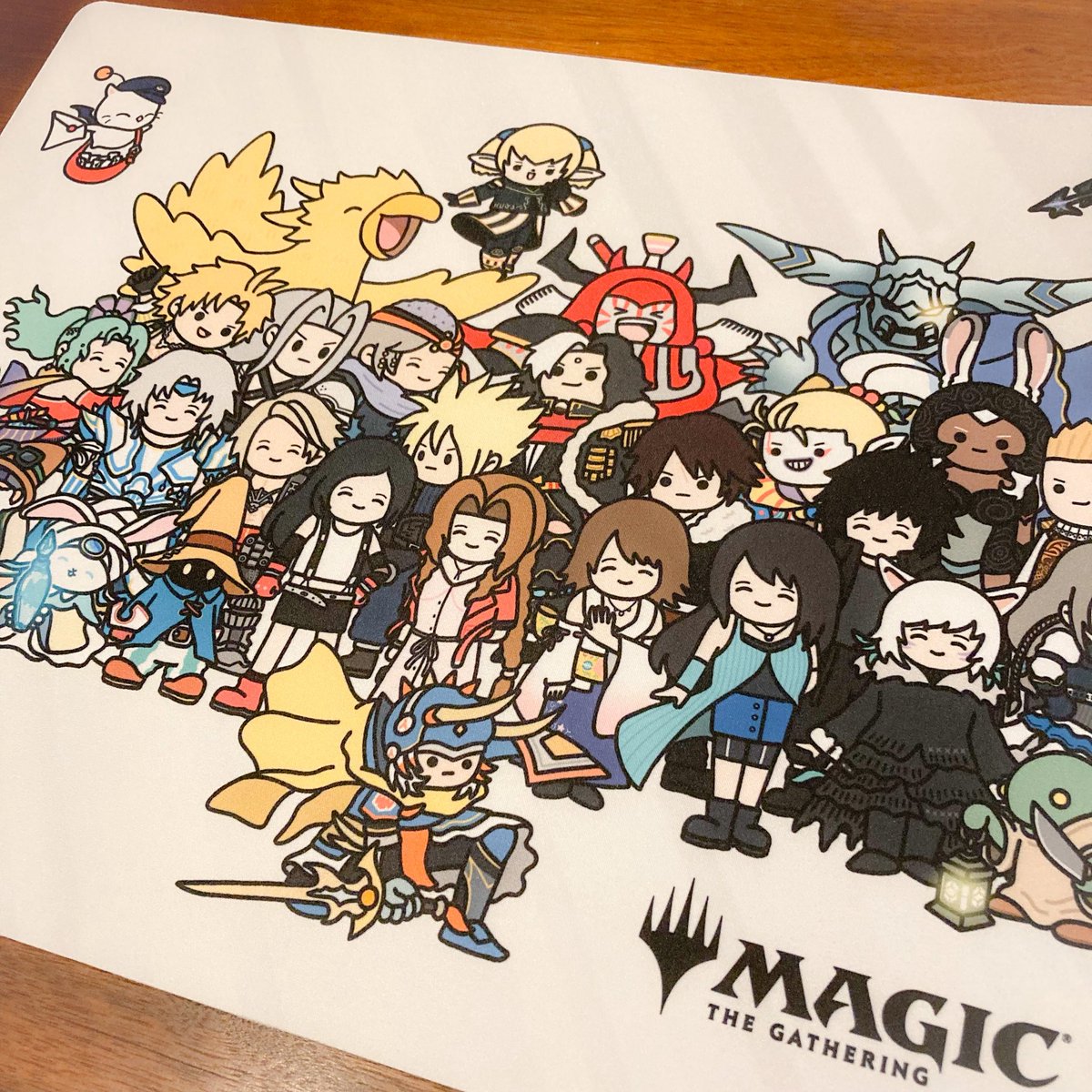 MTG×FFのちびキャラプレイマット！ 可愛さ大渋滞…！！ 夫よ