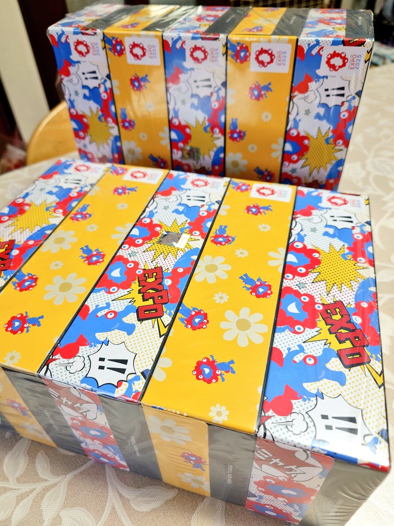 一昨日山のように有ったミャクミャクティッシュボックス。 今日同じ