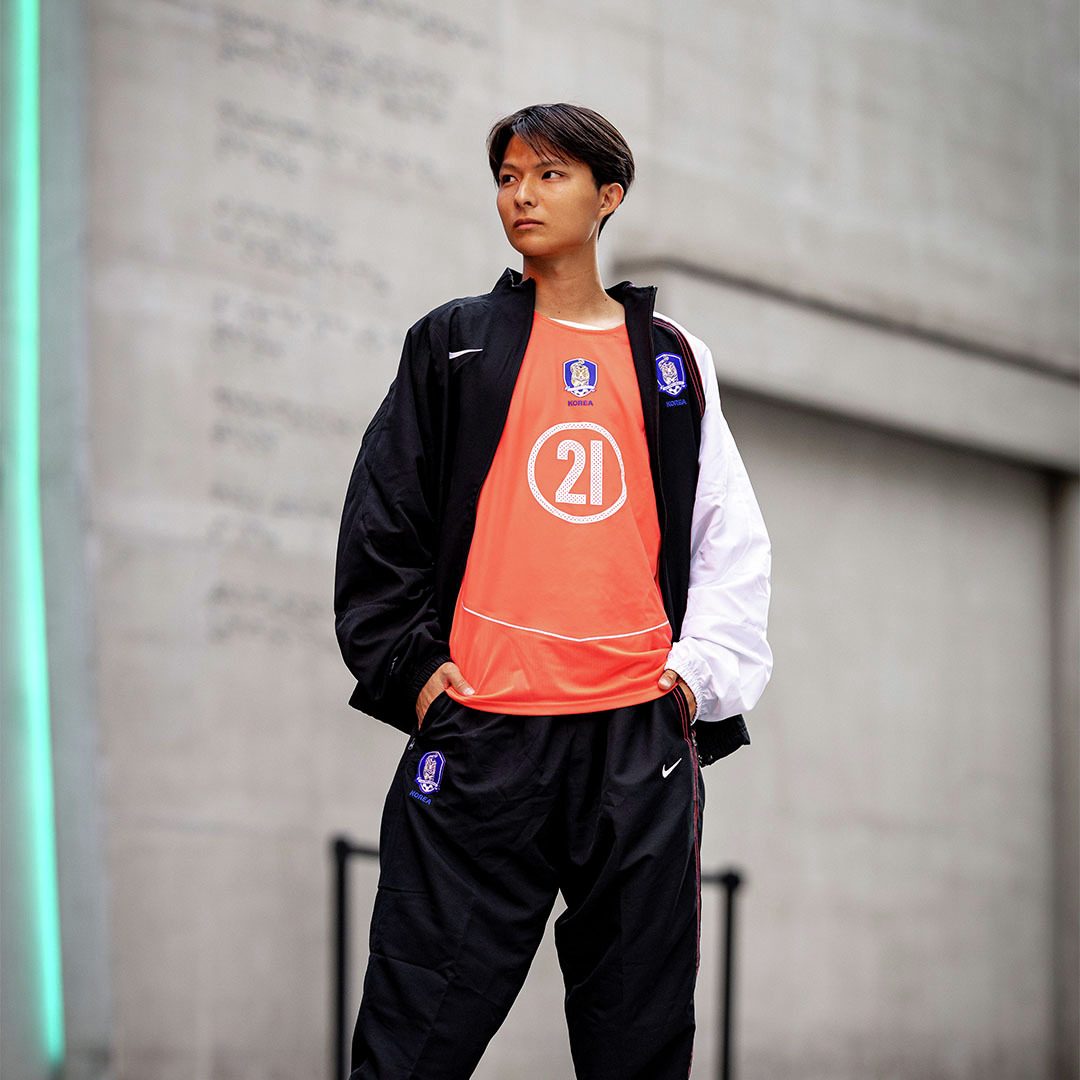 𝑵𝒊𝒌𝒆 𝑻𝑶𝑻𝑨𝑳 𝟗𝟎 𝑼𝑵𝑰𝑭𝑶𝑹𝑴 🇰🇷 2004年に着用された