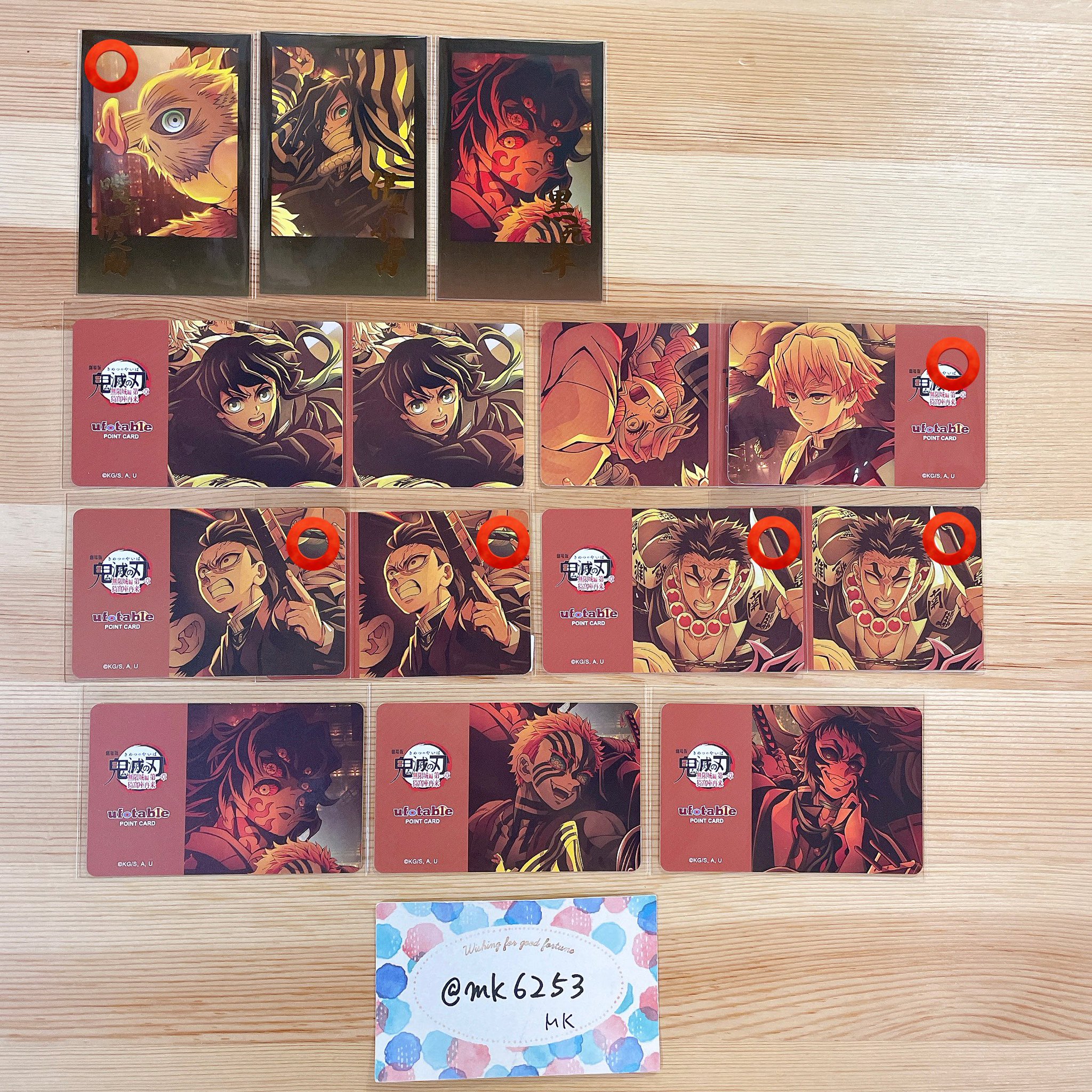 鬼滅の刃 ufotable ダイニング お楽しみくじ チェキ 缶バッジ 黒死牟 鬼