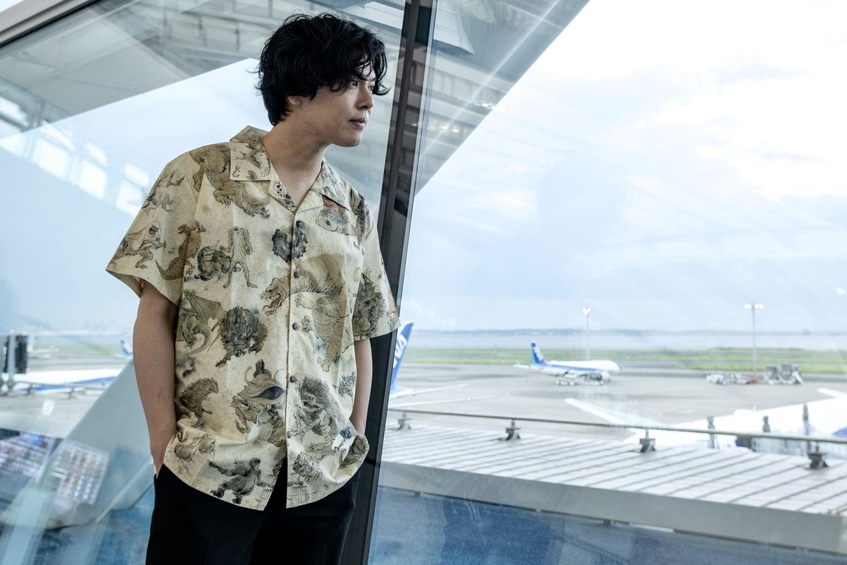 ウルトラ怪獣もののけ絵巻 】 🆕羽田空港限定新商品 総柄アロハシャツ