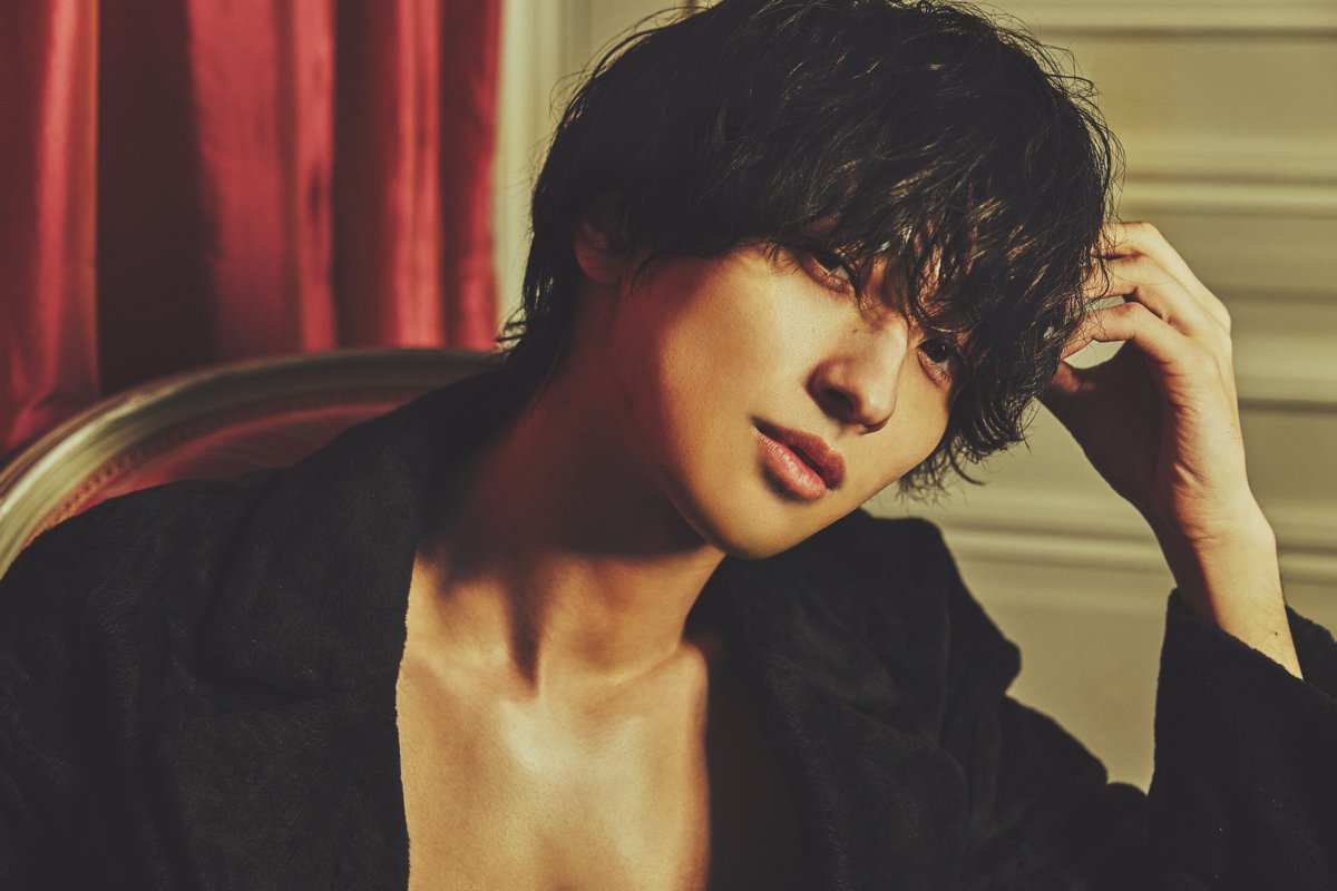 横浜流星 2025年カレンダー11月22日発売】 本日、情報解禁＆予約開始