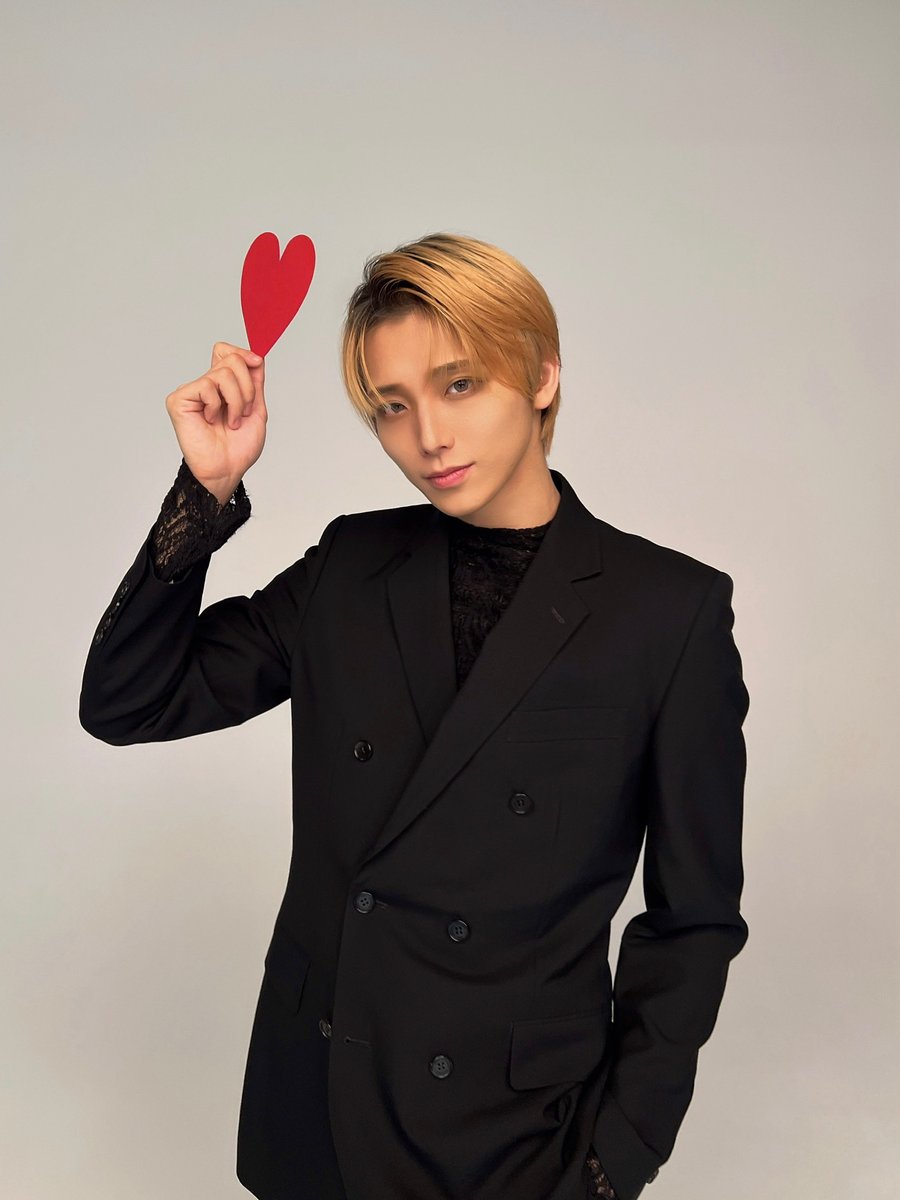 本日発売🎉 『#JUNON 3・4月号』 ＼ 今月号よりHAYATOの連載がスタート