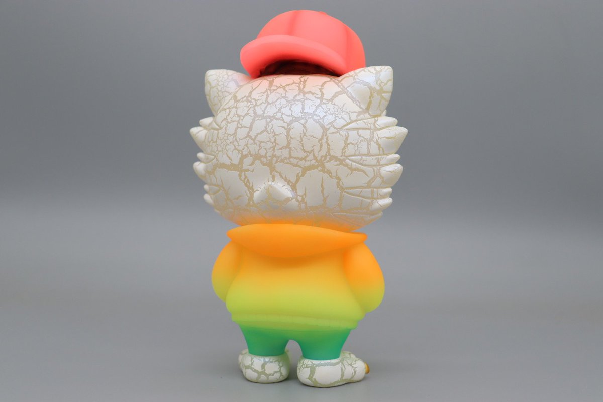 香港の作家さんでBigClaw Xさんのソフビ『Gangs Tiger Soul』を