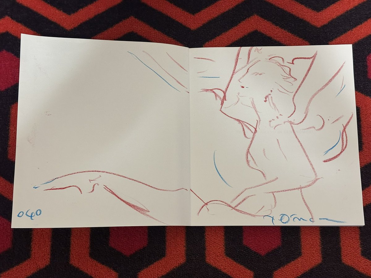 私は天野喜孝先生大好きっ子です。昔々、サイン会があるとの事で始発に