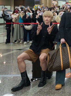 奨くん木全純喜の3人が碧海のソロコン特典Tシャツ着てるのに、自分は着