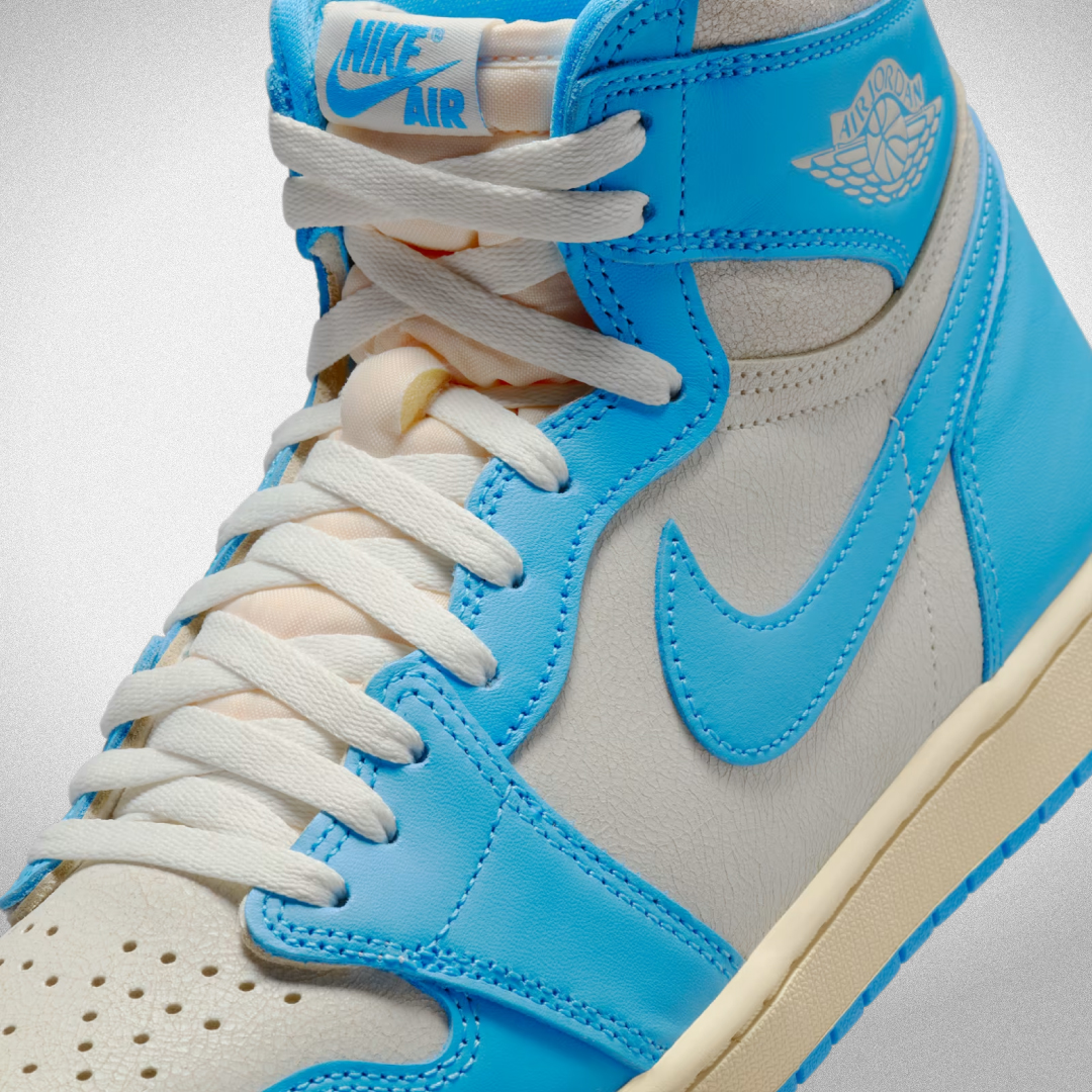 あのノースカロライナブルーが蘇る。 ジョーダンの母校、UNCカラーを