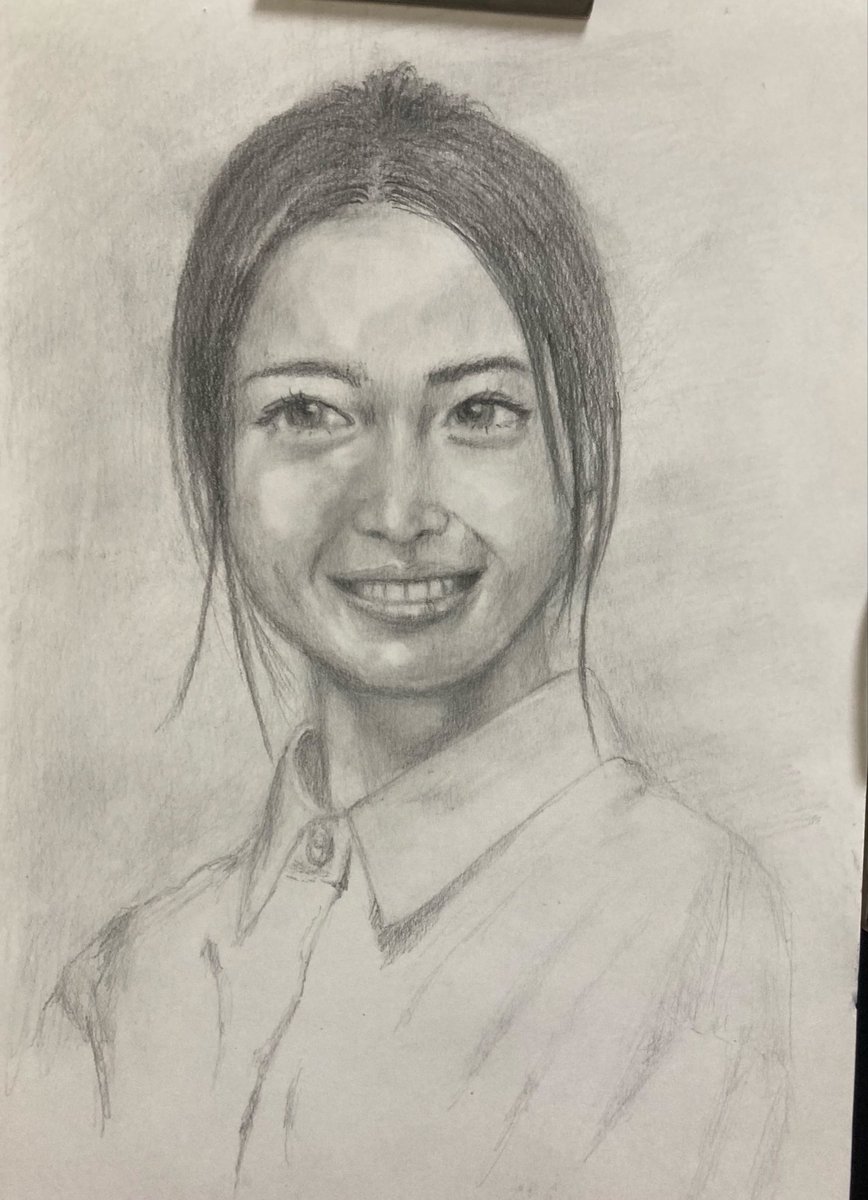 こんにちは。 2月22日午後の一枚です。 #鉛筆画 #人物画 #art