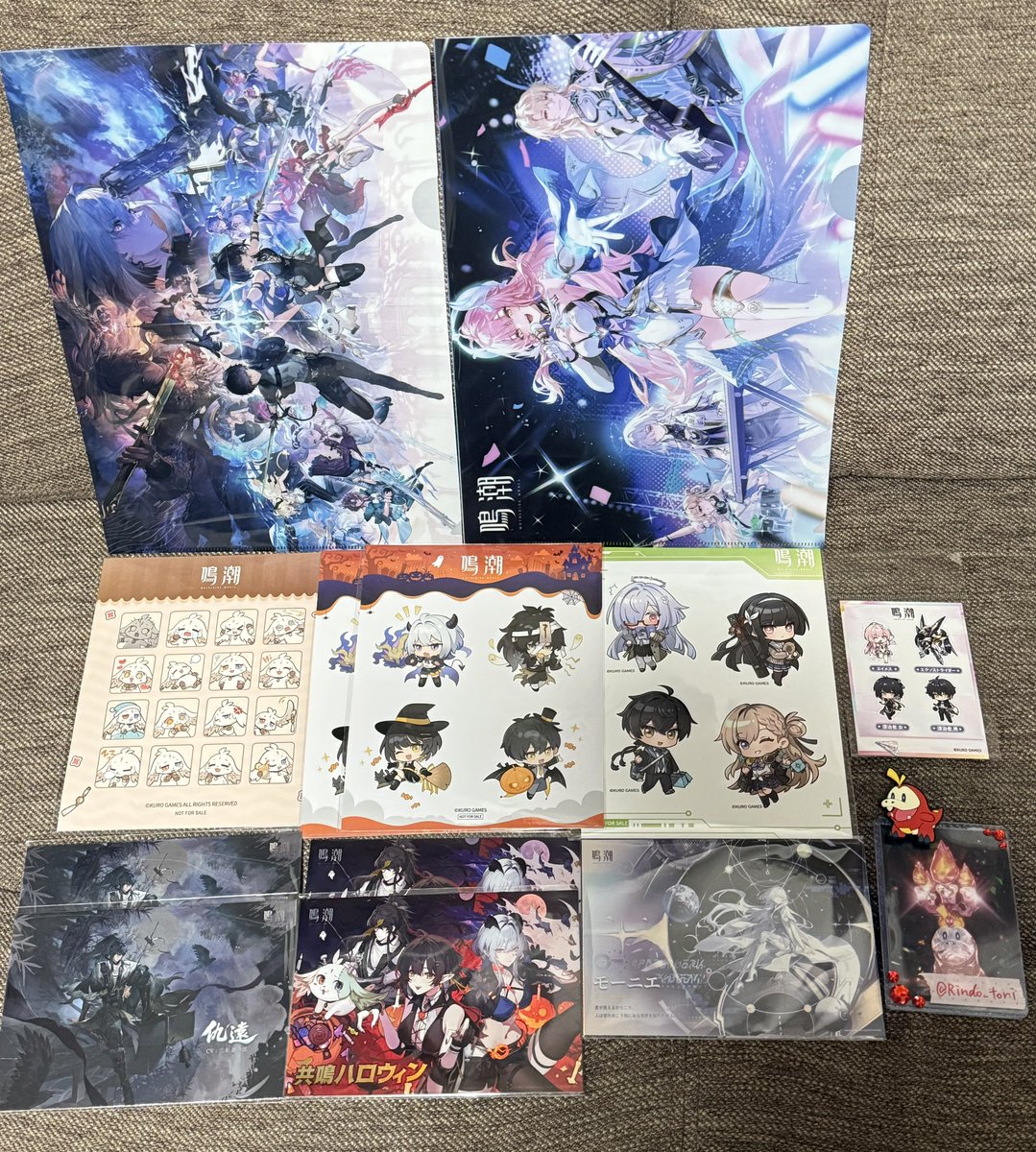 交換・譲渡] 鳴潮 クリアファイル ステッカー ポストカード 缶バッジ