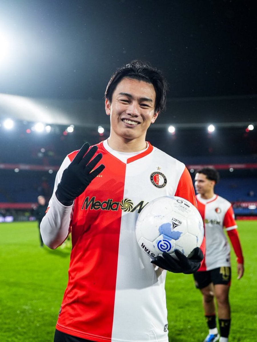 🇳🇱🔙 Ayase Ueda (27) is back in the Feyenoord starting lineup