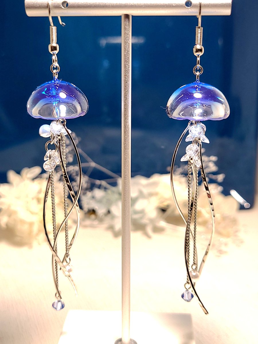 透き通るアオクラゲ】イヤリング(ピアス)🌊✨ 久々に林檎作品以外を