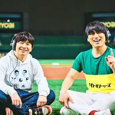 ラスタカラーのリトルトゥースTシャツを着た春日さん #annkw