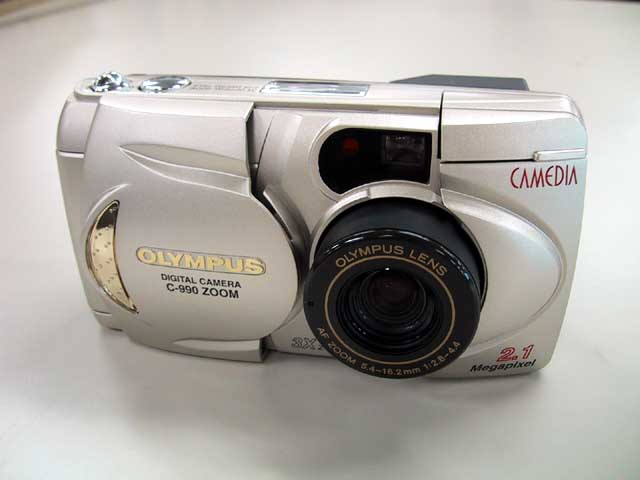 オリンパス、「C-990ZOOM」β機ミニレポート