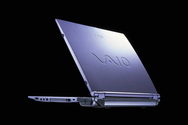 ソニー、ドッキングステーションに接続可能な新バイオノート505