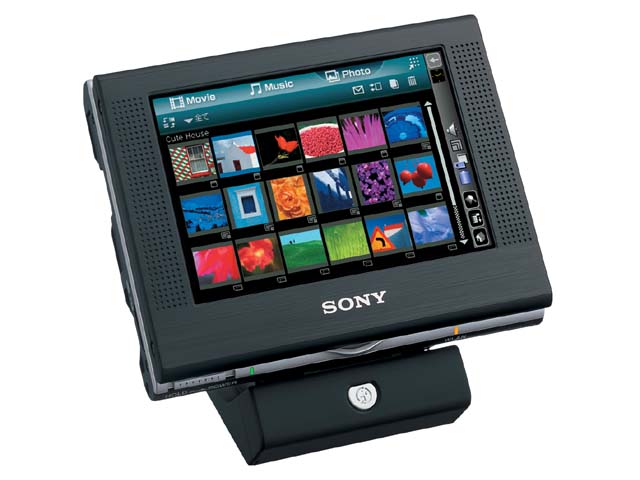 ソニー、有機ELディスプレイ搭載クリエ「VZ90」