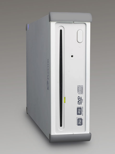 プレクスター、スロットインタイプの外付けDVD±R/RWドライブ