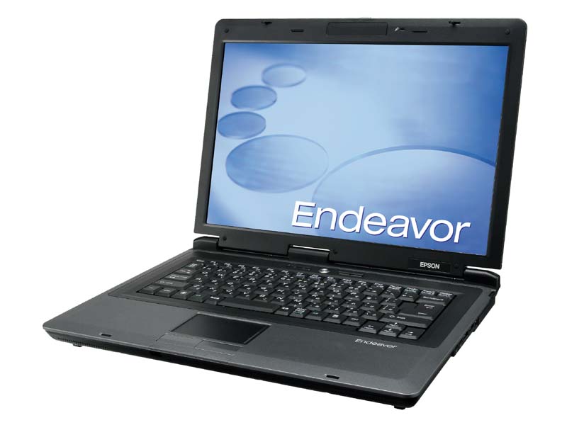 エプソン、6万円を切った15.4型スタンダードノートPC