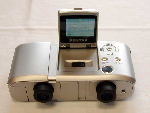 ペンタックス、デジタルカメラ内蔵双眼鏡「DIGIBINO」