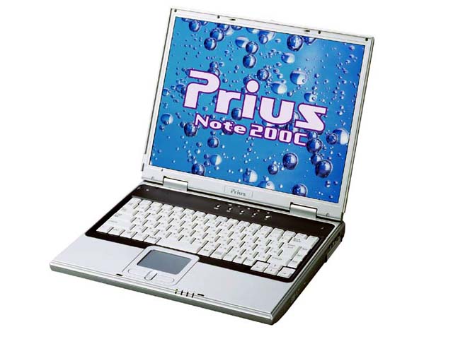 日立、Prius NoteとPrius Deckを一新