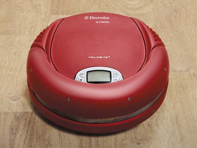 東芝、国内で初めてロボットクリーナー「トリロバイト」を発売