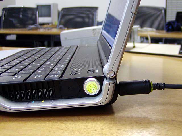 ソニー、Pentium M搭載の新モデル「バイオノートZ」