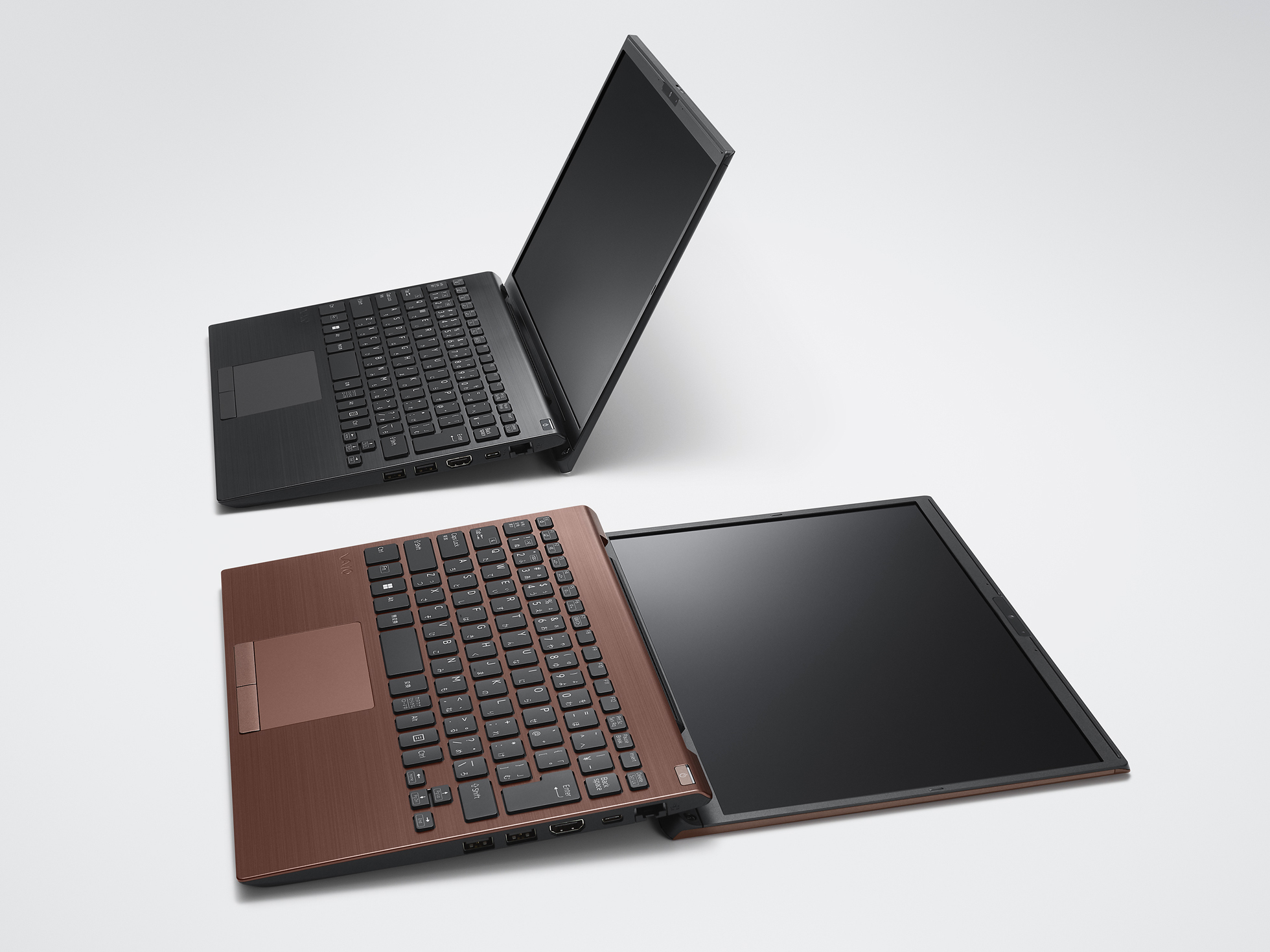 VAIO、16:10の縦長画面になった13.3型モバイルノート「VAIO S13」 - PC